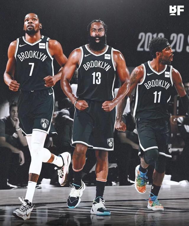 欧冠：巴黎2-1战胜曼联（欧冠赛场：巴黎2比1击败曼联）