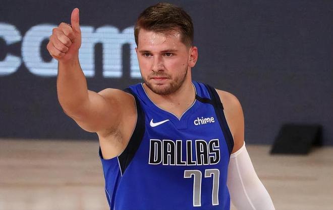 西甲第19轮巴萨主场3-1逆转马竞 奥尔莫进球（西甲第19轮：巴萨主场3-1逆转马竞，奥尔莫破门）