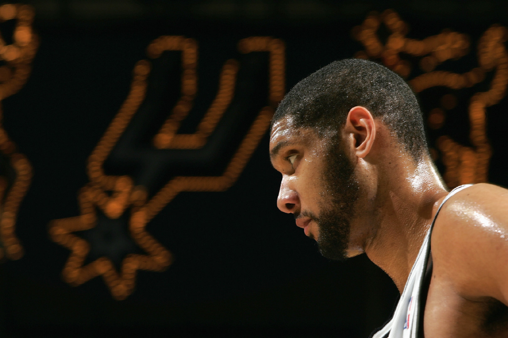 在科蜜们心中，2K4就是科比的签名鞋对吗？（在科比球迷眼里，2K4就等同于他的签名鞋吗？）