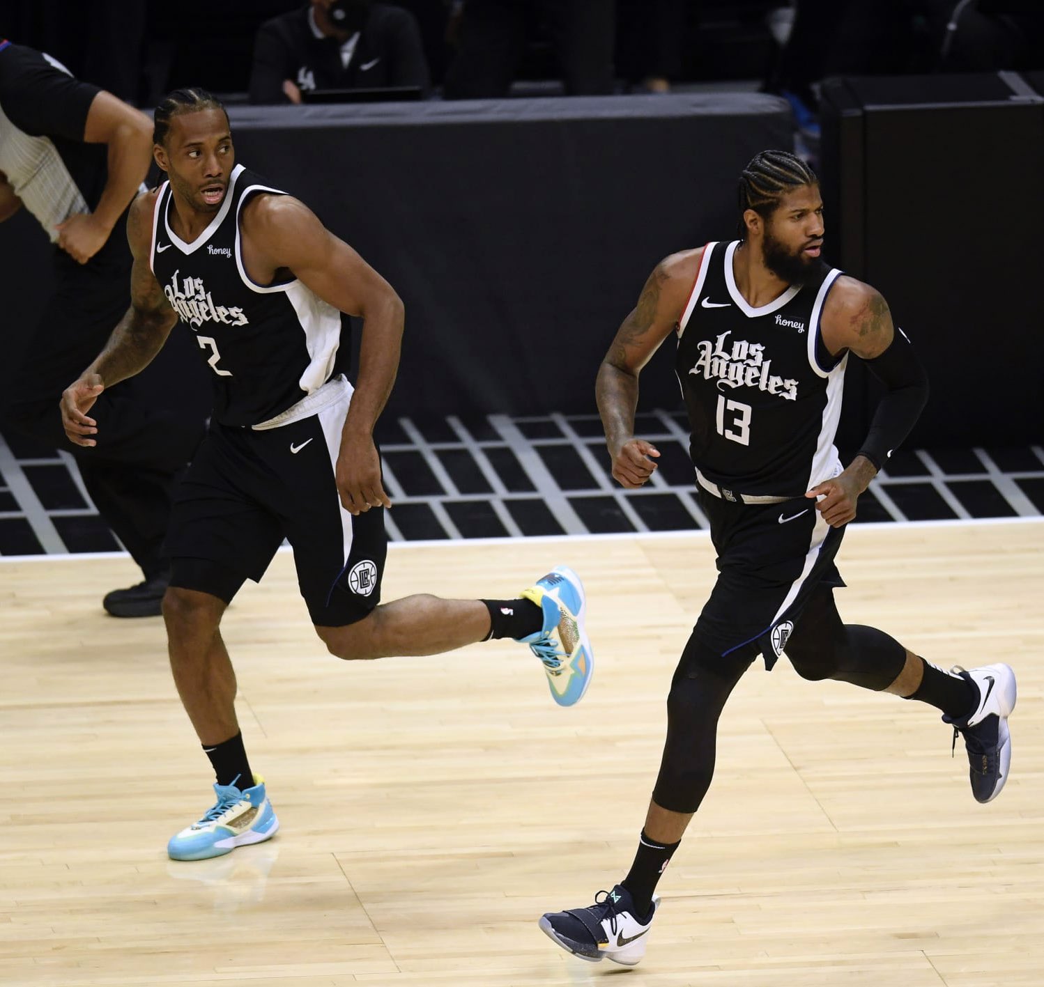 扭起来了，回到老地方的巴特勒（扭劲回归，巴特勒重返老地方）